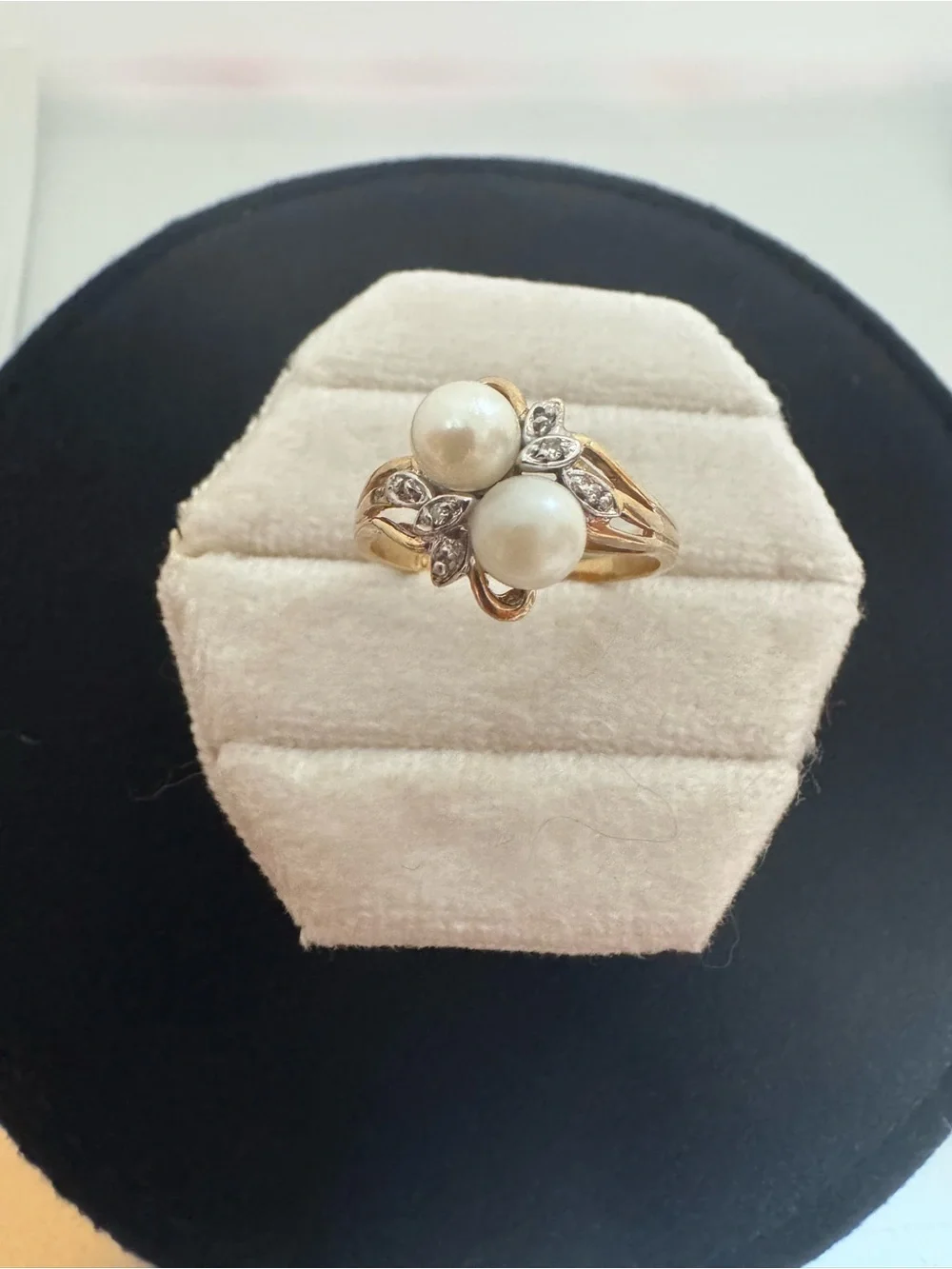 10K Solid Yellow Gold Double Pearl & Diamond Botanical Bypass Ring Size 7